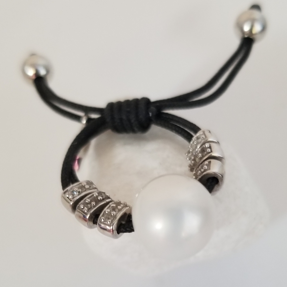 Giuseppe Perez, Premium Pearl Ring.